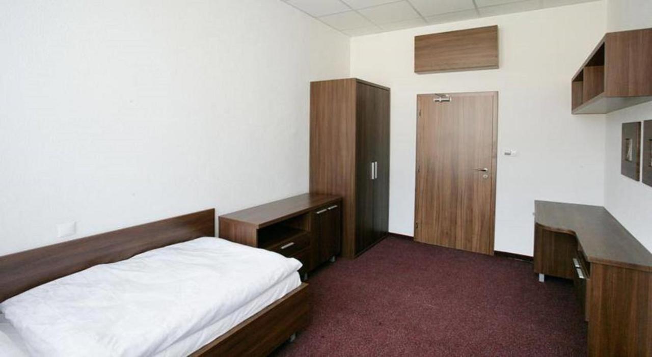Hotel Branc, Garni Senica Zewnętrze zdjęcie